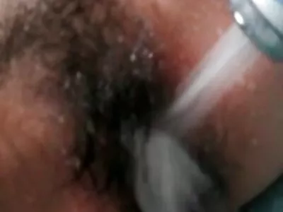 Çok güzel sarışın karısı bir oral seks yapmak ve çıplaklar kampı gizli porno köpek stili sikişmek, lanet olsun!