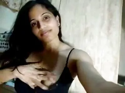 minyon gizli genç porno webcam solo bebeğim parmak