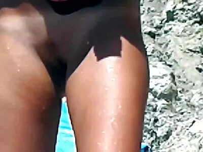 Çok gizli çekim etek altı porno güzel sürtük yalnız değil