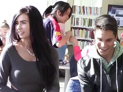 Büyük baştankara sarışın sürtük gets becerdin genelev gizli çekim