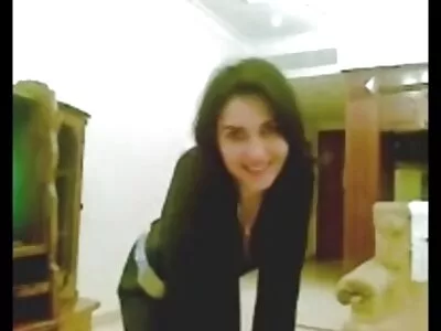 sana kocaman güzel evli gizli sex göğüslerimi göstereceğim