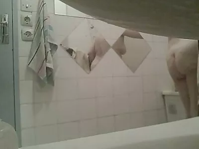 Genç sikikleri ona porno sex gizli çekim arkadaşlar kardeş