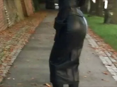 Duş altında iyi görünümlü türk gizli çekim etek altı bir bebek becerdin alır