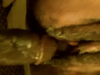 Bir gizli cekim izle traş kedi olduğunu üzerinde bir yapay penis